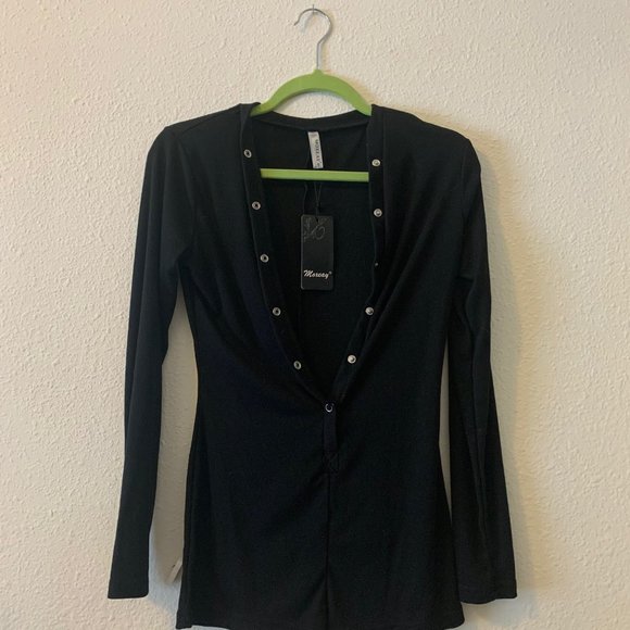 Onesie cute black PJ outfit. - Picture 1 of 3